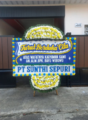 Papan Bunga Duka di Apitalawu