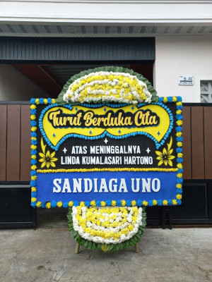 Papan Bunga Duka di Apitalawu